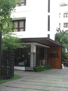 Entrance to the Uma Residence hotel.
